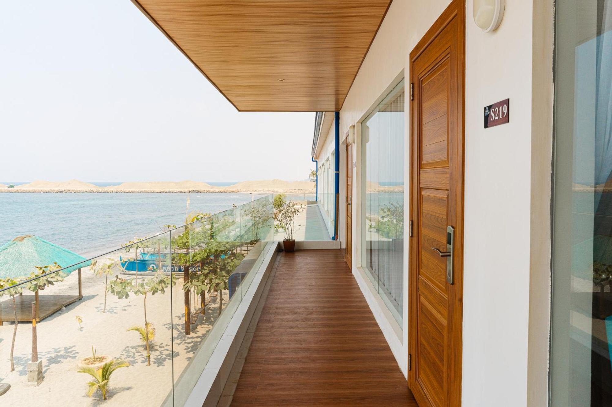 Q Beach Resort Cabangan Exterior photo