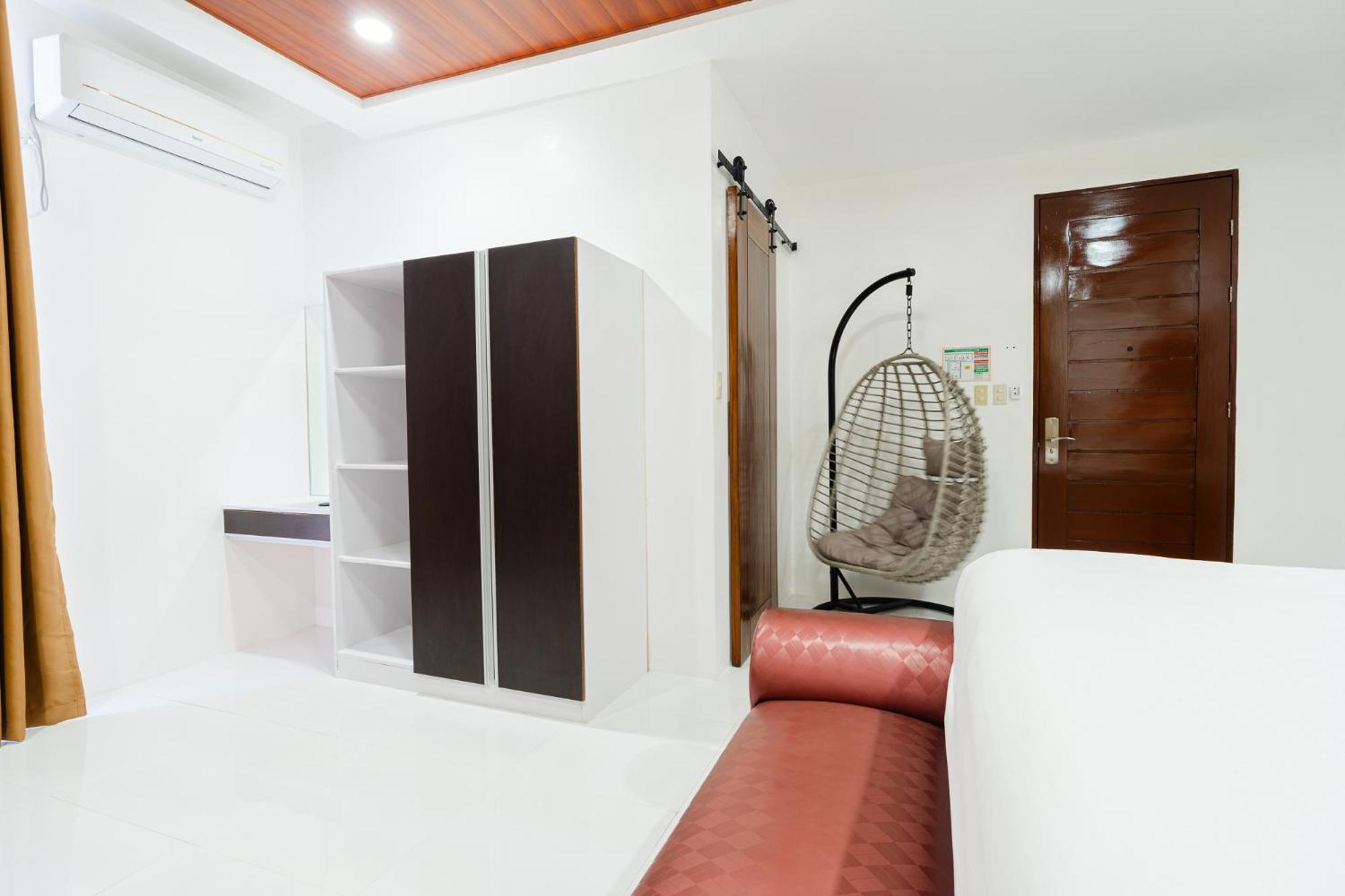 Q Beach Resort Cabangan Room photo